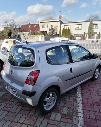 Renault Twingo cena 9900 przebieg: 184000, rok produkcji 2010 z Stąporków małe 121